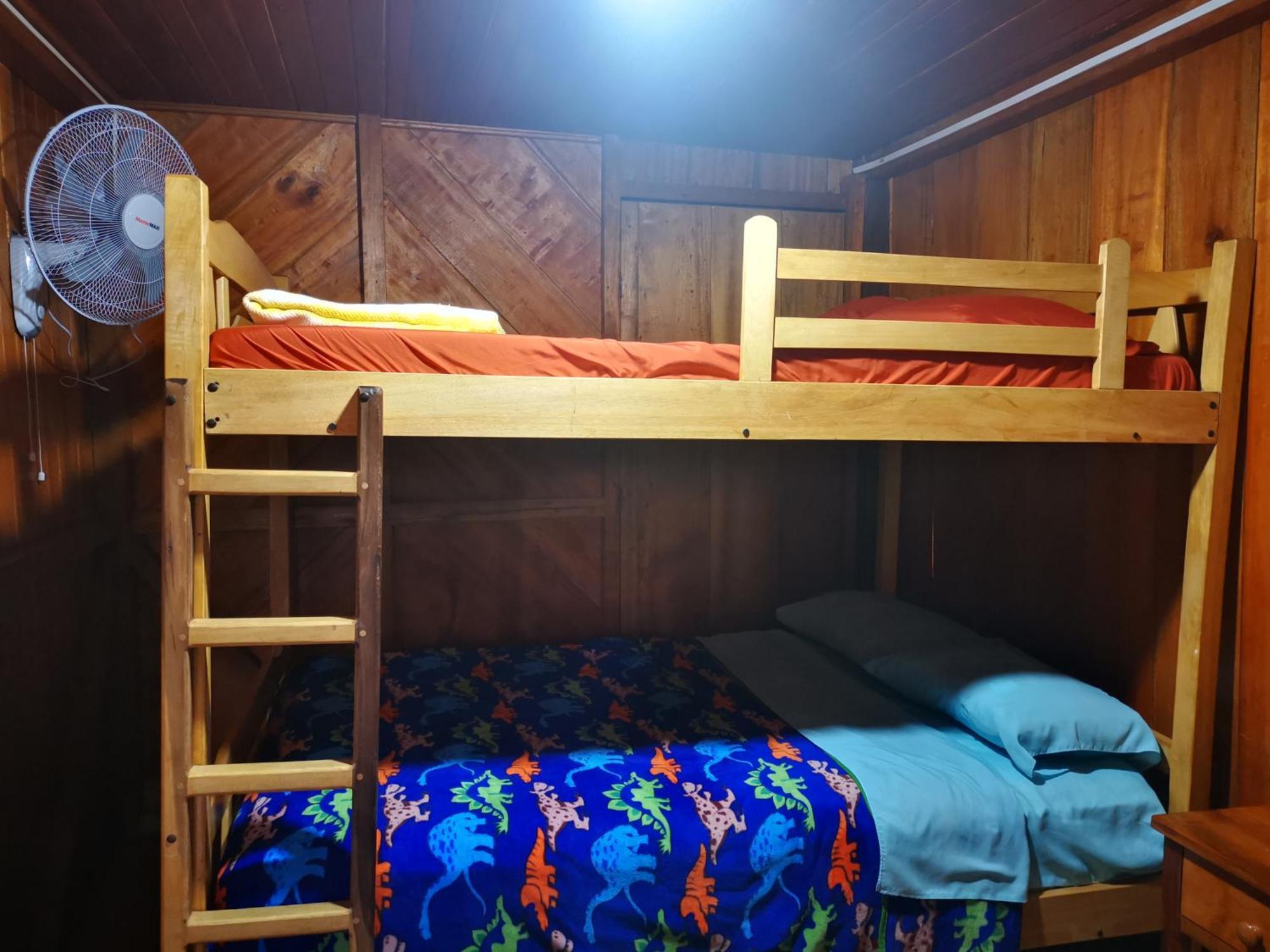 La Tranquilidad Hostel Миндо Екстериор снимка